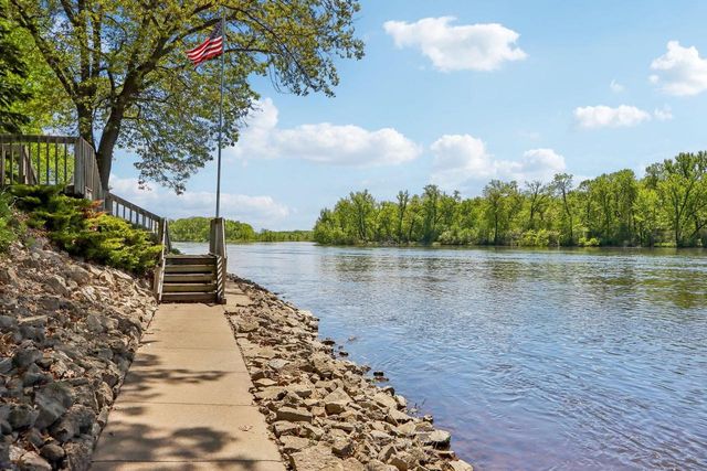 W11027B County Road O, Portage, WI 53901