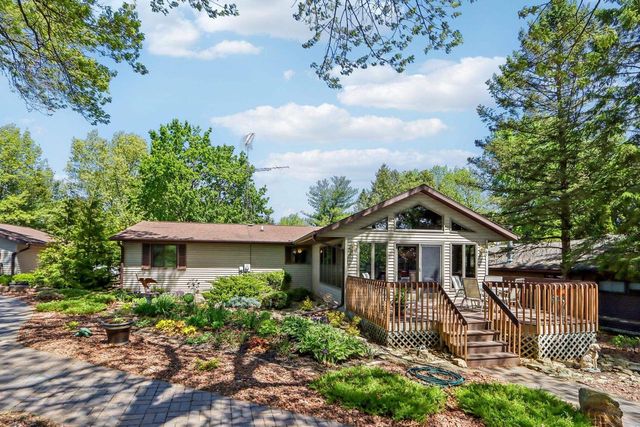 W11027B County Road O, Portage, WI 53901
