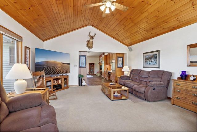 W11027B County Road O, Portage, WI 53901