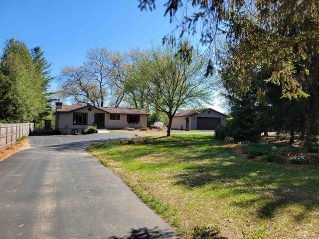 W11027B County Road O, Portage, WI 53901