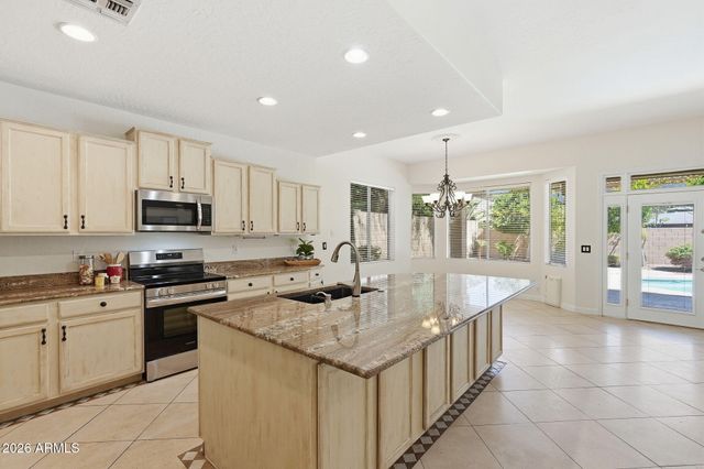 16823 S 15TH Avenue, Phoenix, AZ 85045