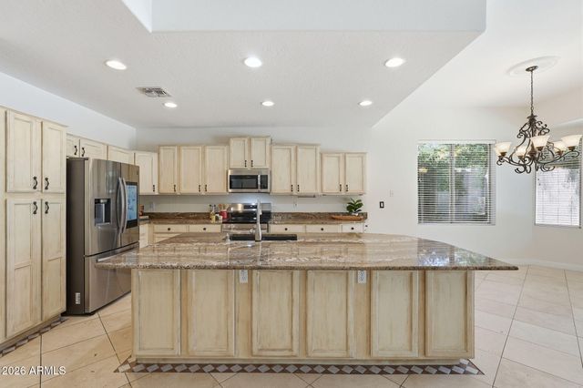16823 S 15TH Avenue, Phoenix, AZ 85045