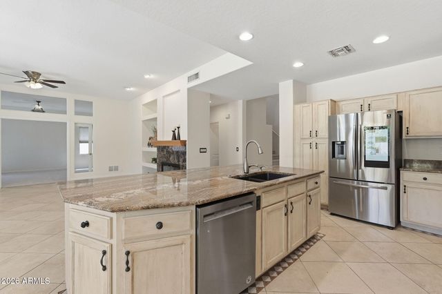 16823 S 15TH Avenue, Phoenix, AZ 85045