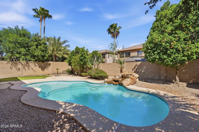 16823 S 15TH Avenue, Phoenix, AZ 85045
