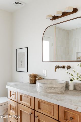 10635 N 22nd Street, Phoenix, AZ 85028