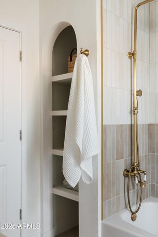 10635 N 22nd Street, Phoenix, AZ 85028