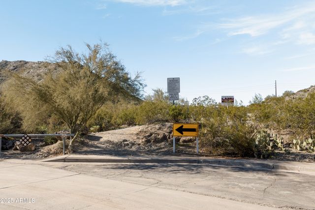 10635 N 22nd Street, Phoenix, AZ 85028