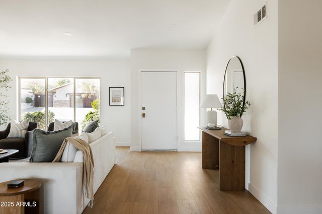 10635 N 22nd Street, Phoenix, AZ 85028