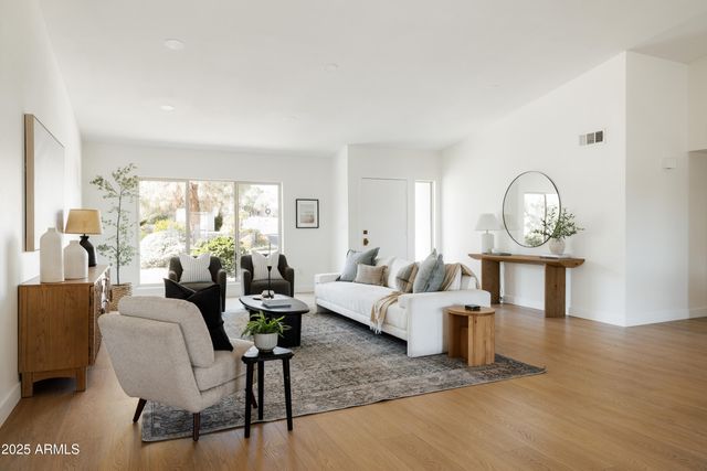 10635 N 22nd Street, Phoenix, AZ 85028