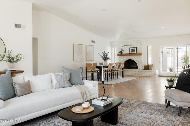 10635 N 22nd Street, Phoenix, AZ 85028