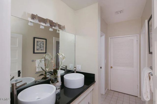 397 S El Molino Avenue 2, Pasadena, CA 91101