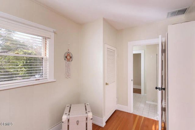 397 S El Molino Avenue 2, Pasadena, CA 91101