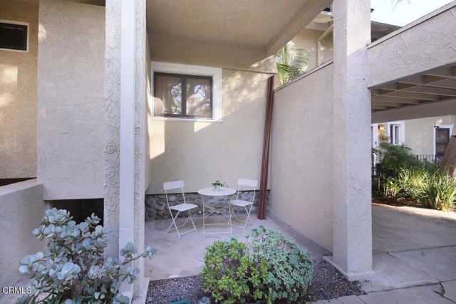 397 S El Molino Avenue 2, Pasadena, CA 91101