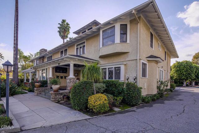 397 S El Molino Avenue 2, Pasadena, CA 91101