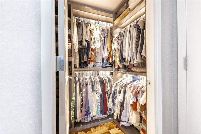 300 Pier 4 Blvd 7A, Boston, MA 02210