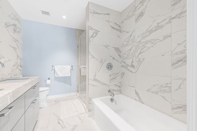 300 Pier 4 Blvd 7A, Boston, MA 02210