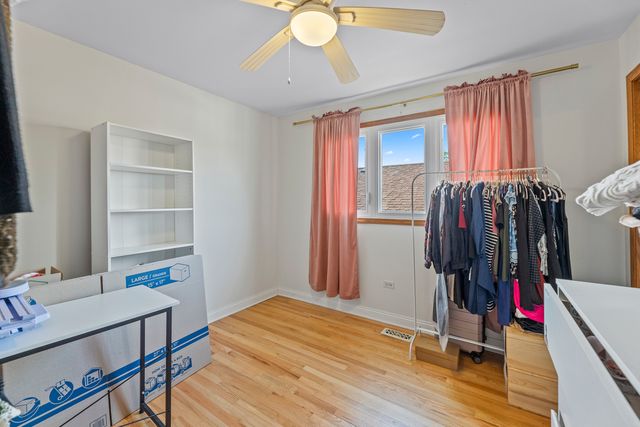 5209 S Narragansett Avenue, Chicago, IL 60638
