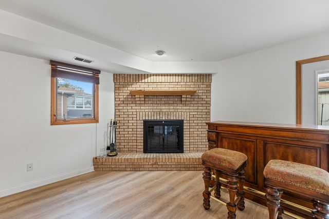5209 S Narragansett Avenue, Chicago, IL 60638