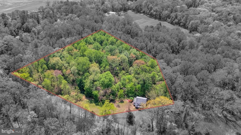20730 BIG WOODS RD, Dickerson, MD 20842