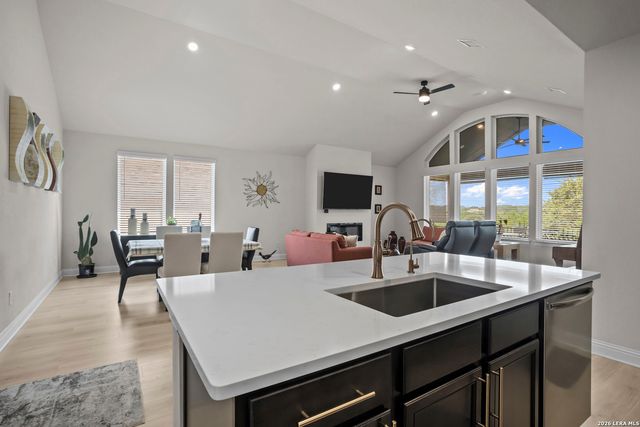 1040 Teakmill, San Marcos, TX 78666