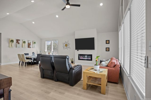 1040 Teakmill, San Marcos, TX 78666