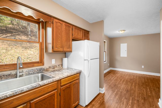 62 Heavenly Heights Road, Manchester, KY 40962