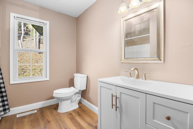 62 Heavenly Heights Road, Manchester, KY 40962