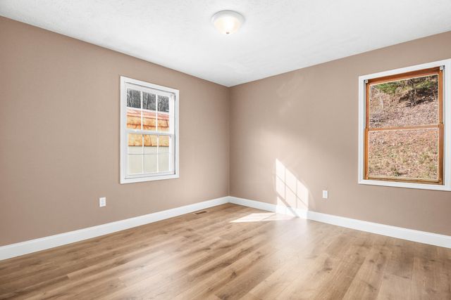 62 Heavenly Heights Road, Manchester, KY 40962