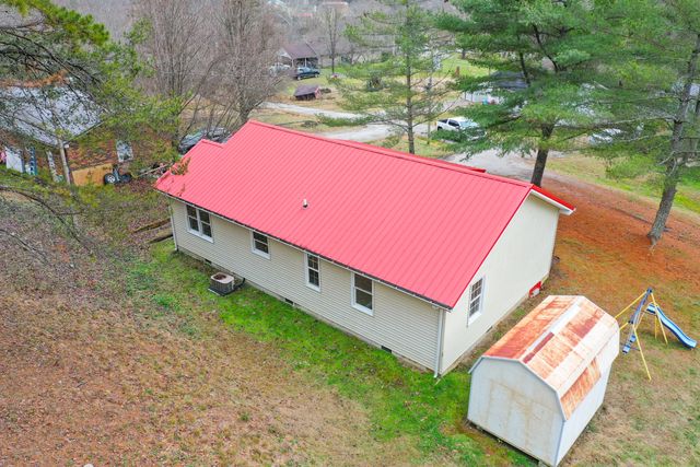 62 Heavenly Heights Road, Manchester, KY 40962