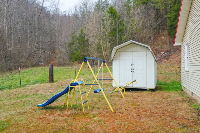 62 Heavenly Heights Road, Manchester, KY 40962