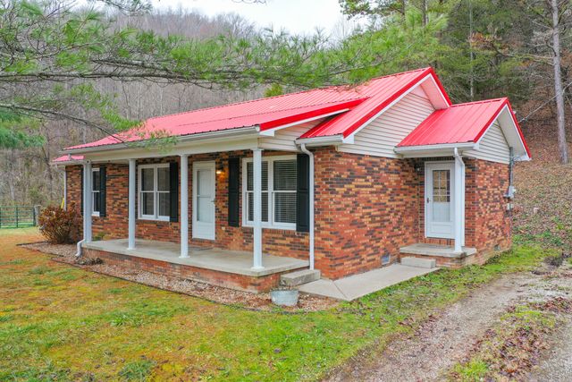 62 Heavenly Heights Road, Manchester, KY 40962