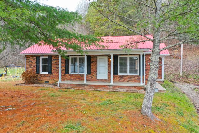 62 Heavenly Heights Road, Manchester, KY 40962