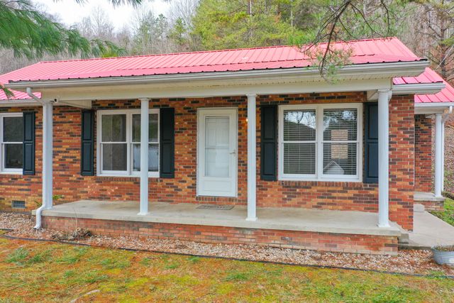 62 Heavenly Heights Road, Manchester, KY 40962