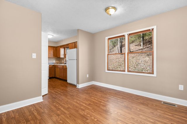 62 Heavenly Heights Road, Manchester, KY 40962