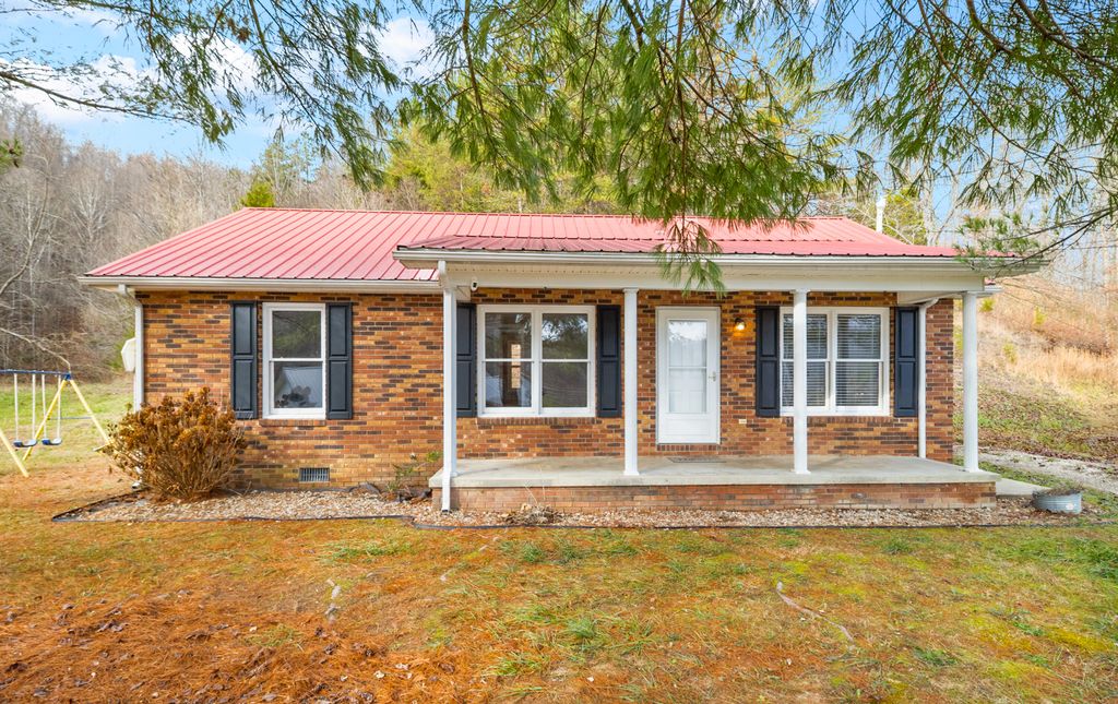 62 Heavenly Heights Road, Manchester, KY 40962