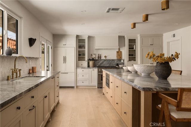 1818 Samar, Costa Mesa, CA 92626
