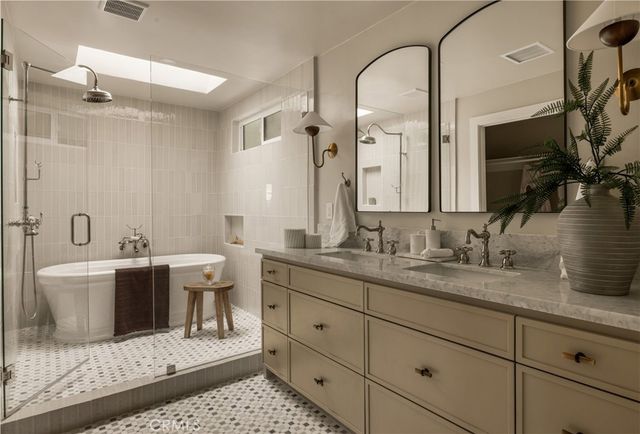 1818 Samar, Costa Mesa, CA 92626