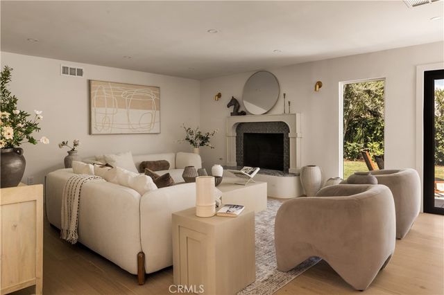 1818 Samar, Costa Mesa, CA 92626