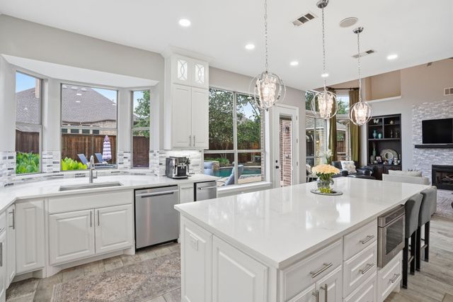 2503 Shoreline Drive, Keller, TX 76248