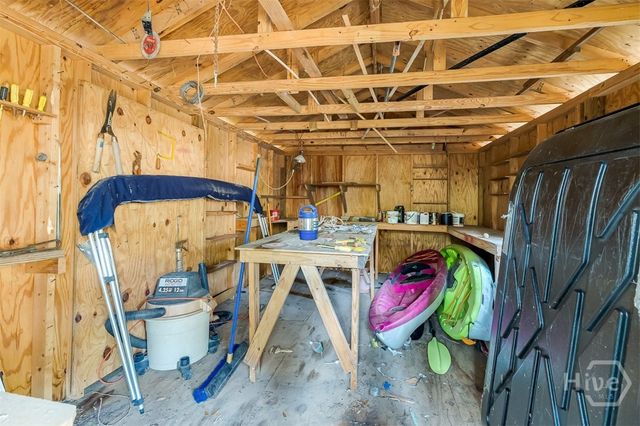 2 Ole Oak Road, Savannah, GA 31410