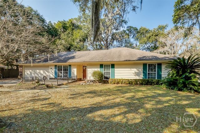 2 Ole Oak Road, Savannah, GA 31410