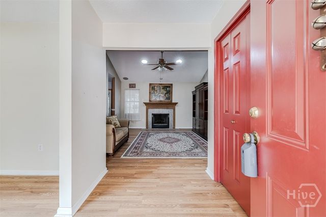 2 Ole Oak Road, Savannah, GA 31410