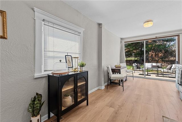 100 Anchor Drive, Lake Tapawingo, MO 64015