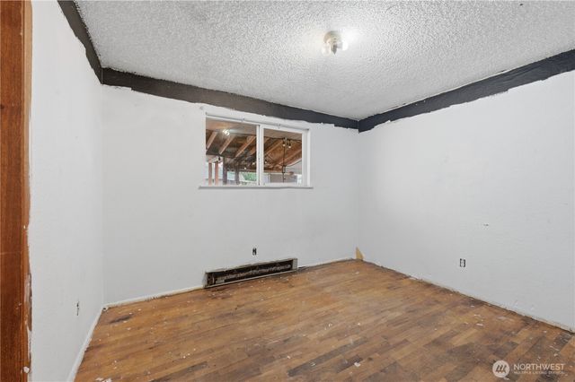 11630 Center Road, Everett, WA 98204