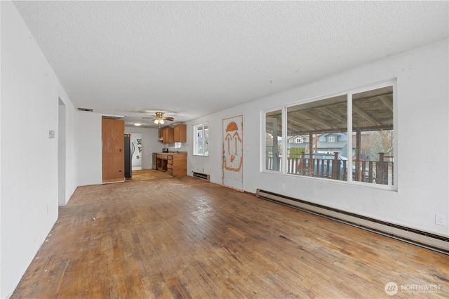 11630 Center Road, Everett, WA 98204