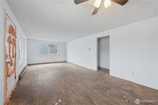 11630 Center Road, Everett, WA 98204