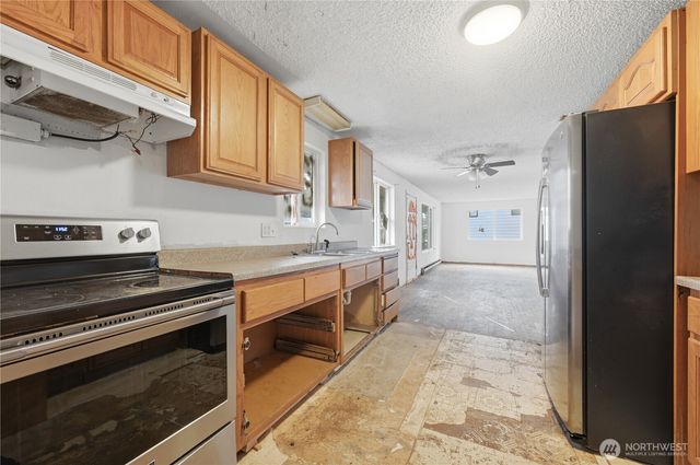 11630 Center Road, Everett, WA 98204