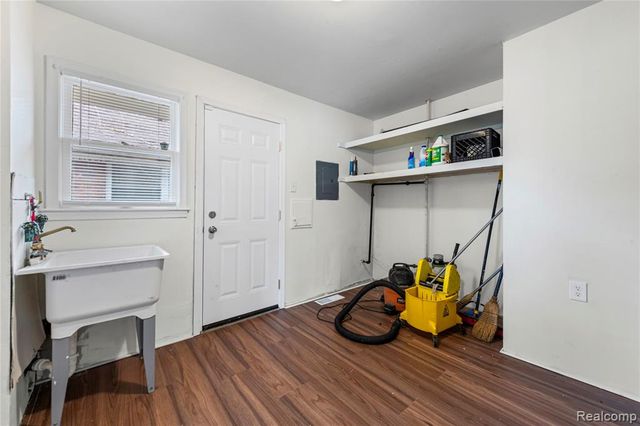 19958 Washburn Street, Detroit, MI 48221