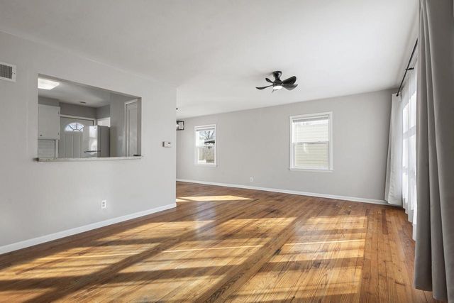 2240 W Lawn AVENUE, Milwaukee, WI 53209