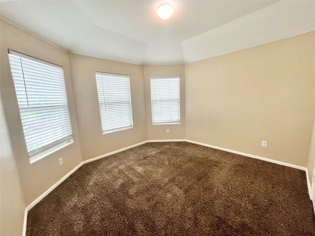 629 Mud Lake Trail, Fort Worth, TX 76120